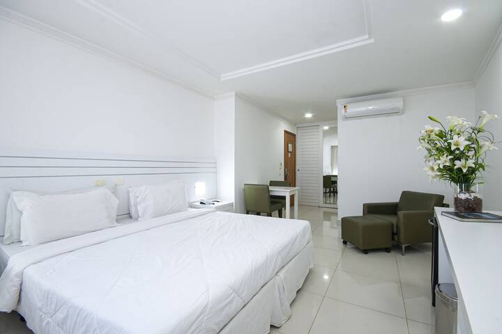 Room 42 of 109