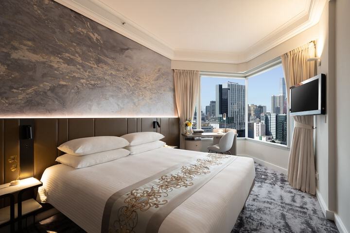 Room 5 of 24