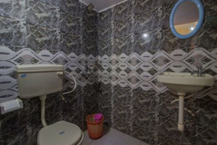 Room 2 of 23