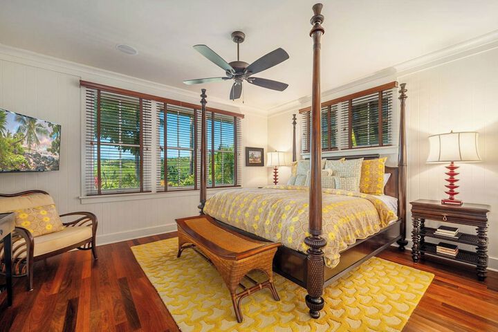Room 54 of 546