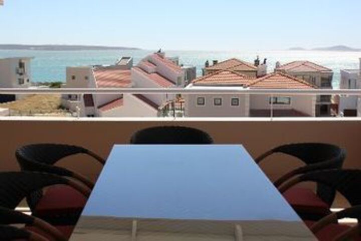 Terrace/Patio 2 of 10