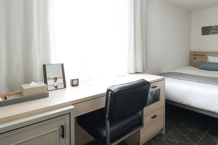 Room 36 of 90