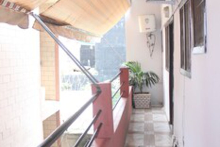 Terrace/Patio 3 of 38