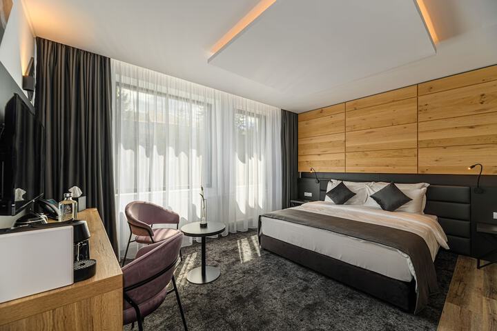 Room 21 of 131