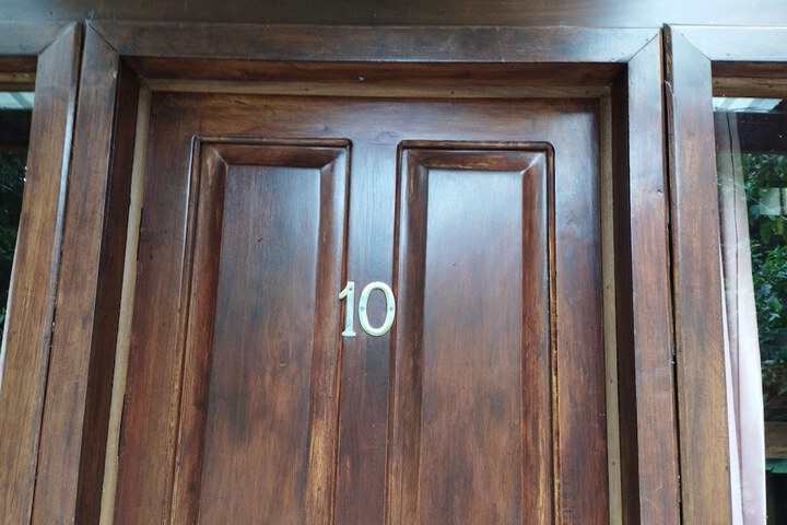Room 193 of 334