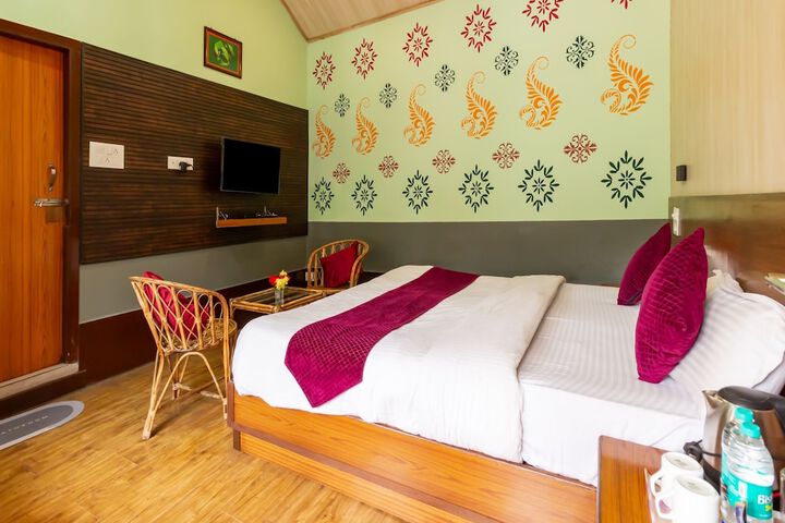 Room 6 of 27