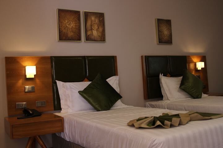 Room 10 of 56