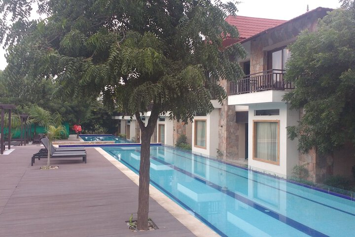 Pool 71 of 101