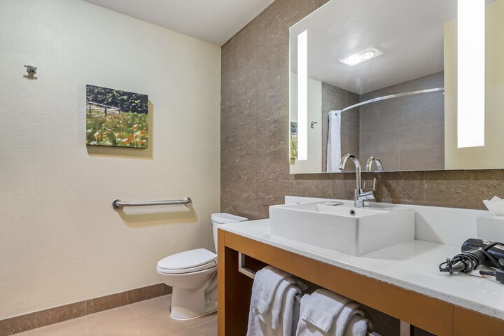 Bath Interior