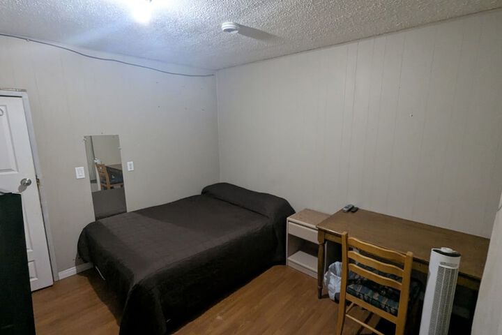 Room 25 of 56