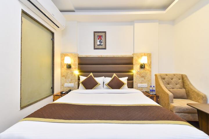 Room 10 of 57