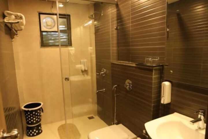 Room 14 of 19
