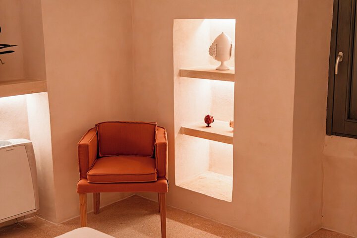 Room 35 of 144