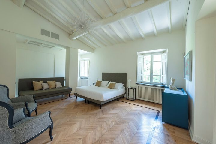 Room 18 of 62