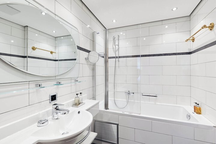 Bath Interior