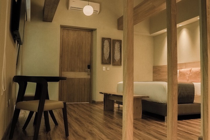Room 61 of 132