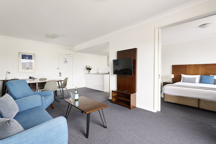 Room 21 of 28