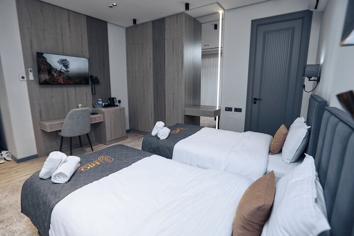 Room 21 of 87
