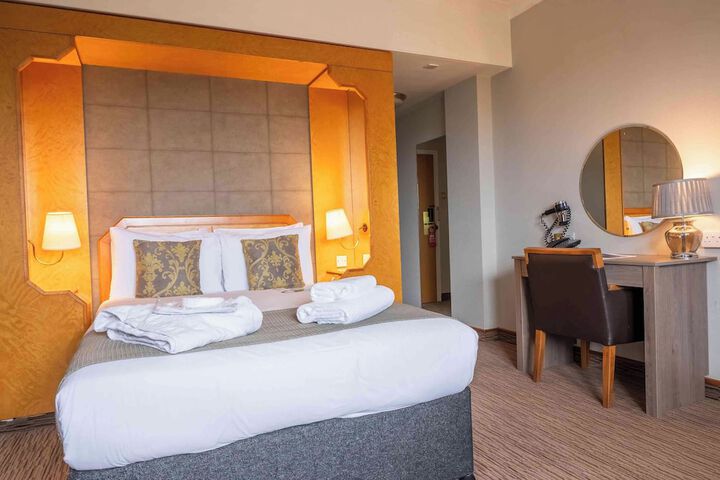 Room 37 of 108