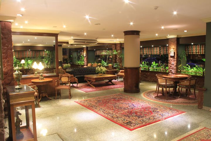 Hotel Lobby