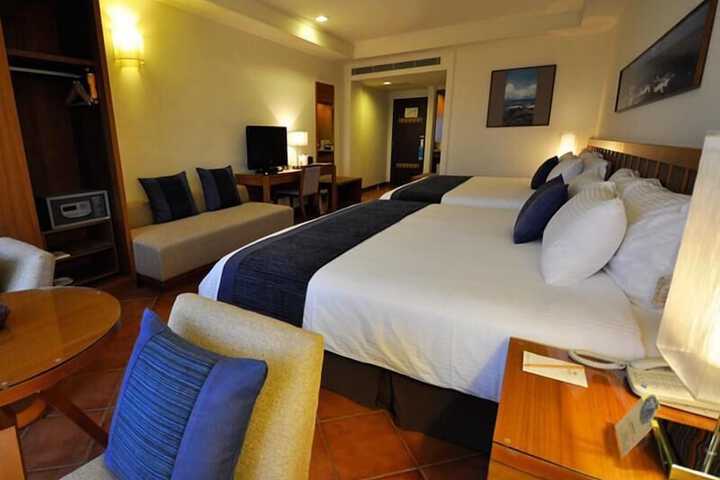 Room 15 of 58