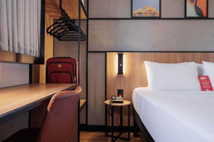 Room 56 of 105
