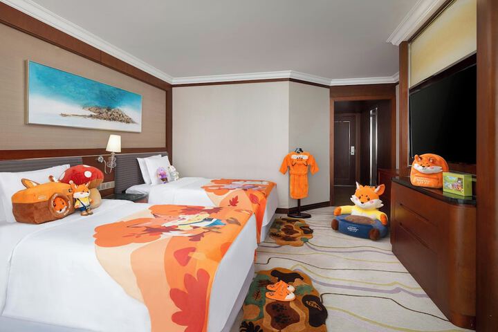 Room 30 of 83