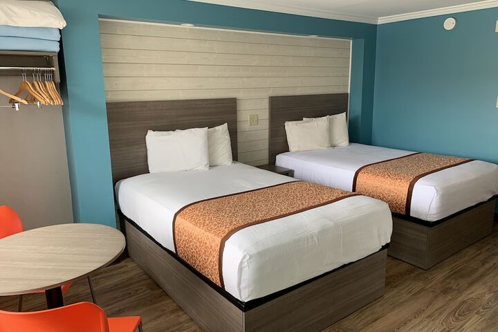 Room 7 of 30