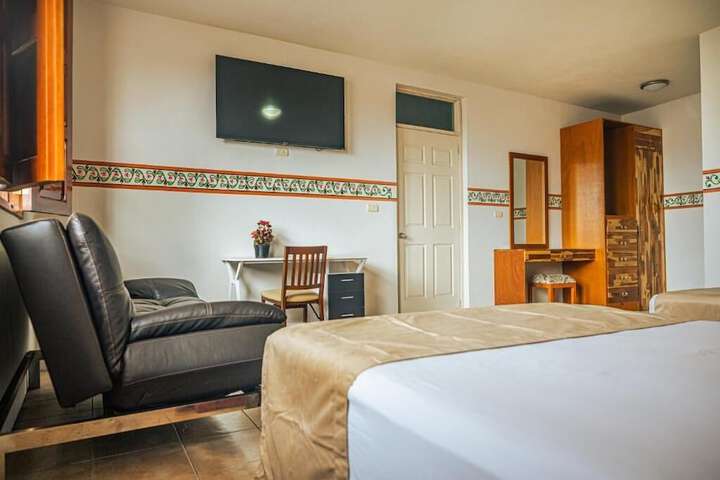 Room 5 of 37
