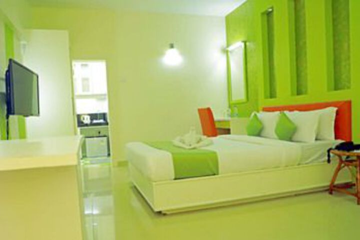 Room 8 of 23
