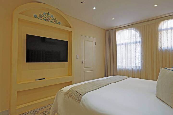 Room 11 of 101