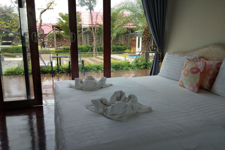 Room 6 of 44