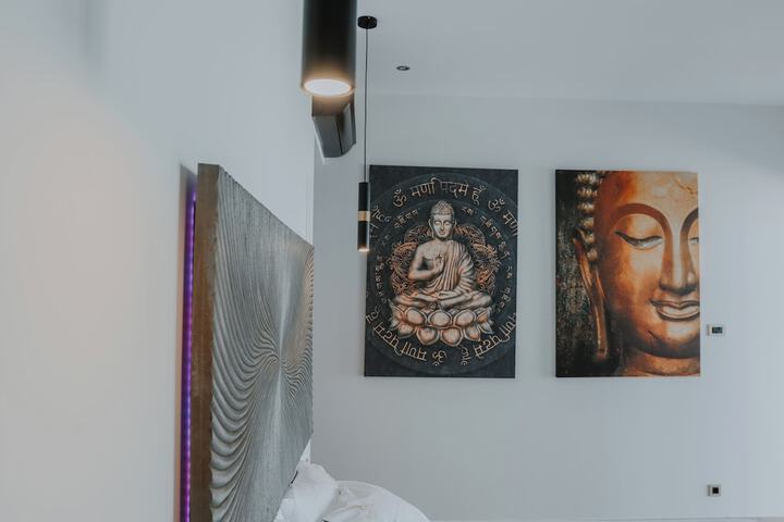 Room 11 of 88