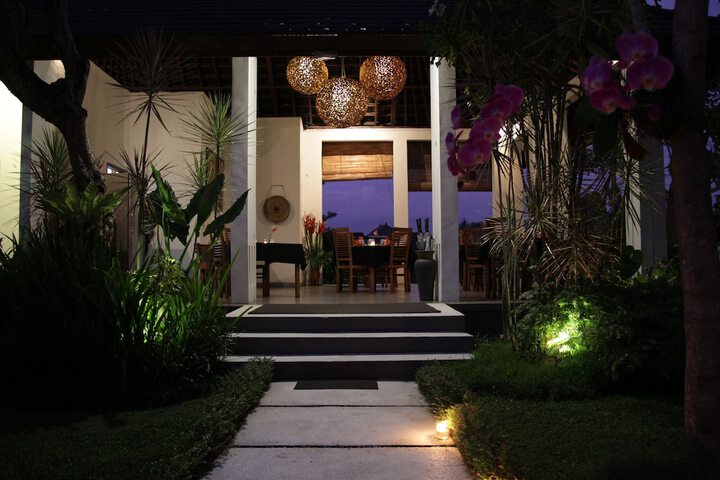 Dining 71 of 113