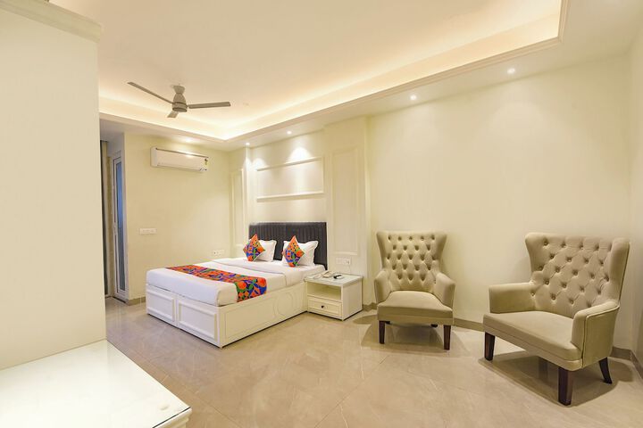 Room 20 of 37