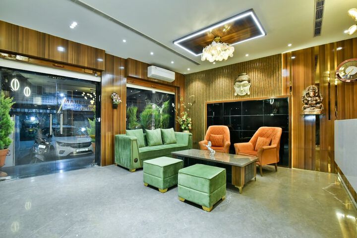 Hotel Interior 11 of 94