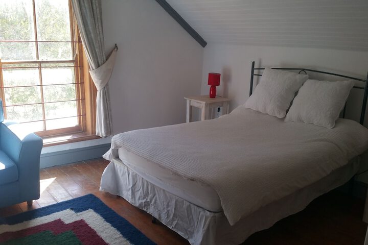 Room 12 of 18