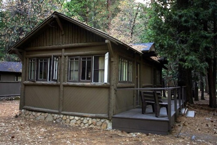 Tent with Double Bed (3 of 11)