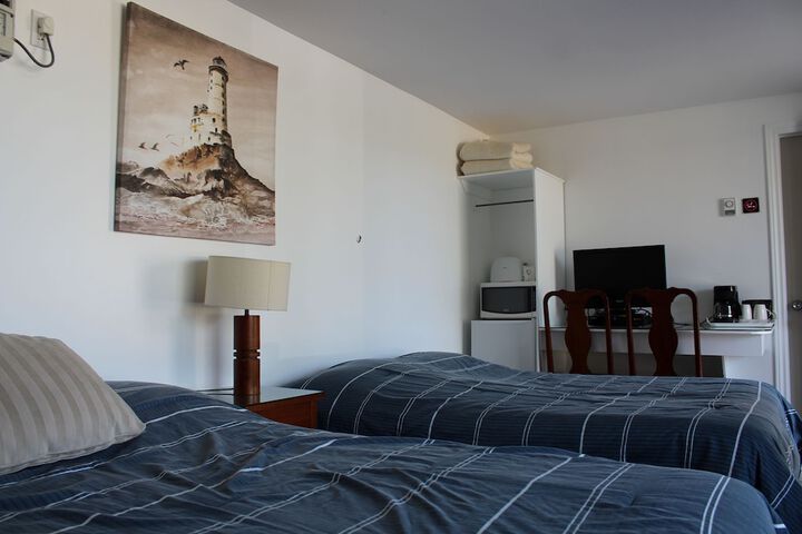 Room 17 of 48