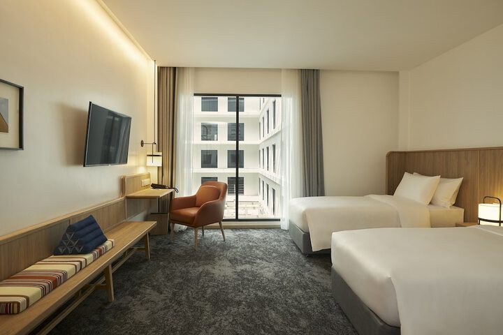 Room 15 of 51