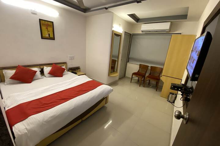 Room 14 of 52