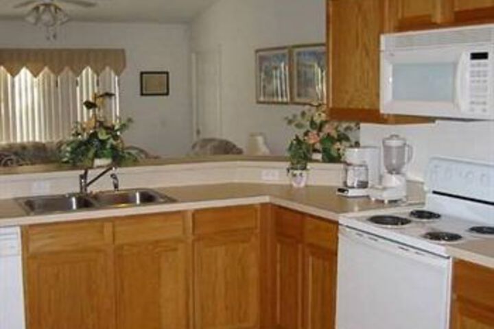 Room 16 of 24