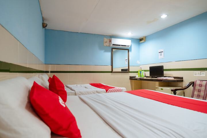 Room 14 of 26