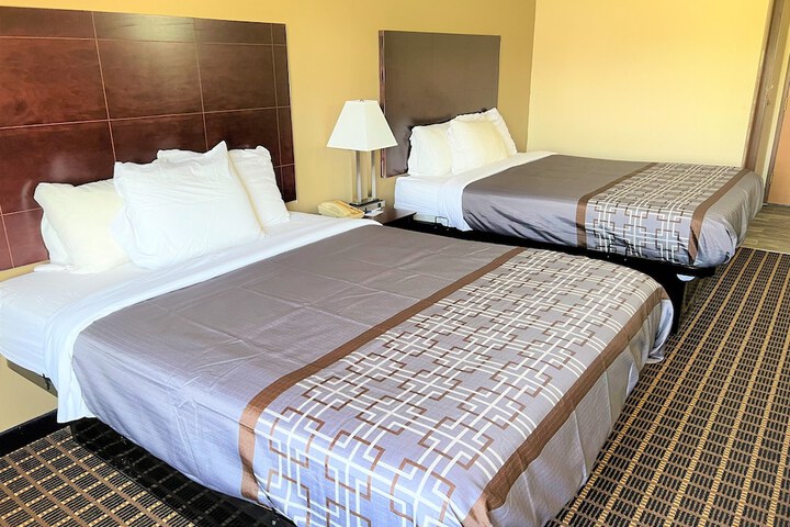 Room 32 of 55