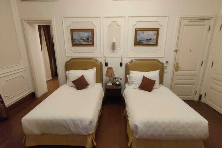 Room 7 of 46