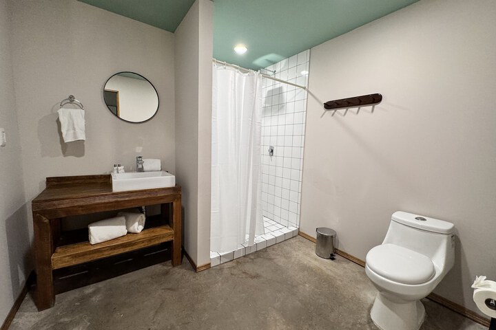 Room 21 of 40