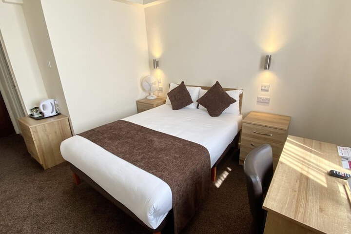 Room 10 of 57