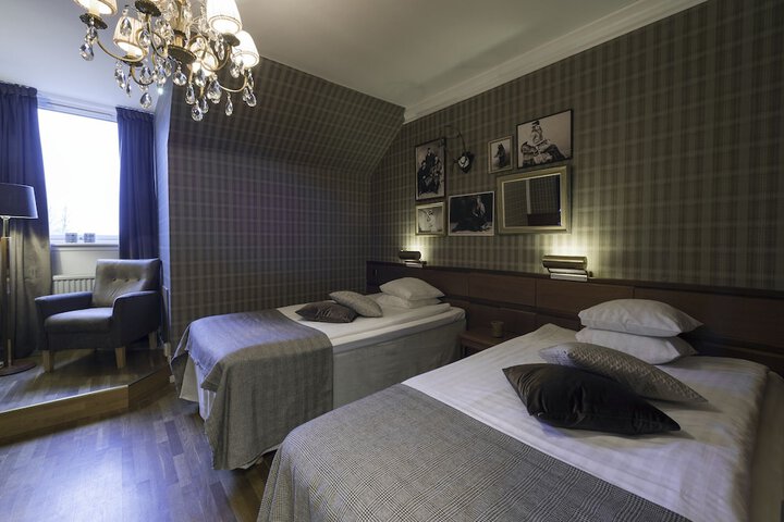 Room 11 of 57
