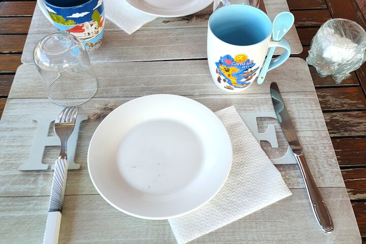 Dining 27 of 37