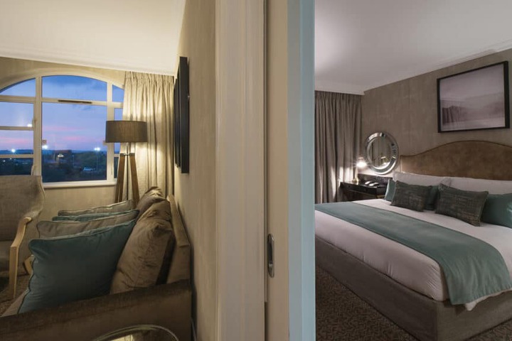 Room 53 of 57